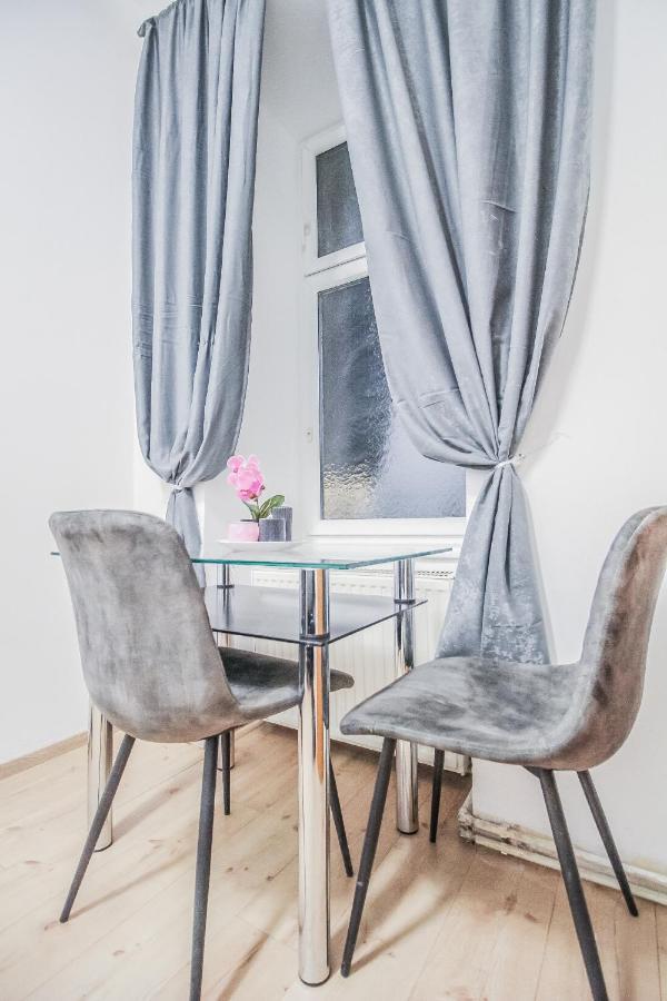 Comfort Quad Room Hn Βιέννη Εξωτερικό φωτογραφία