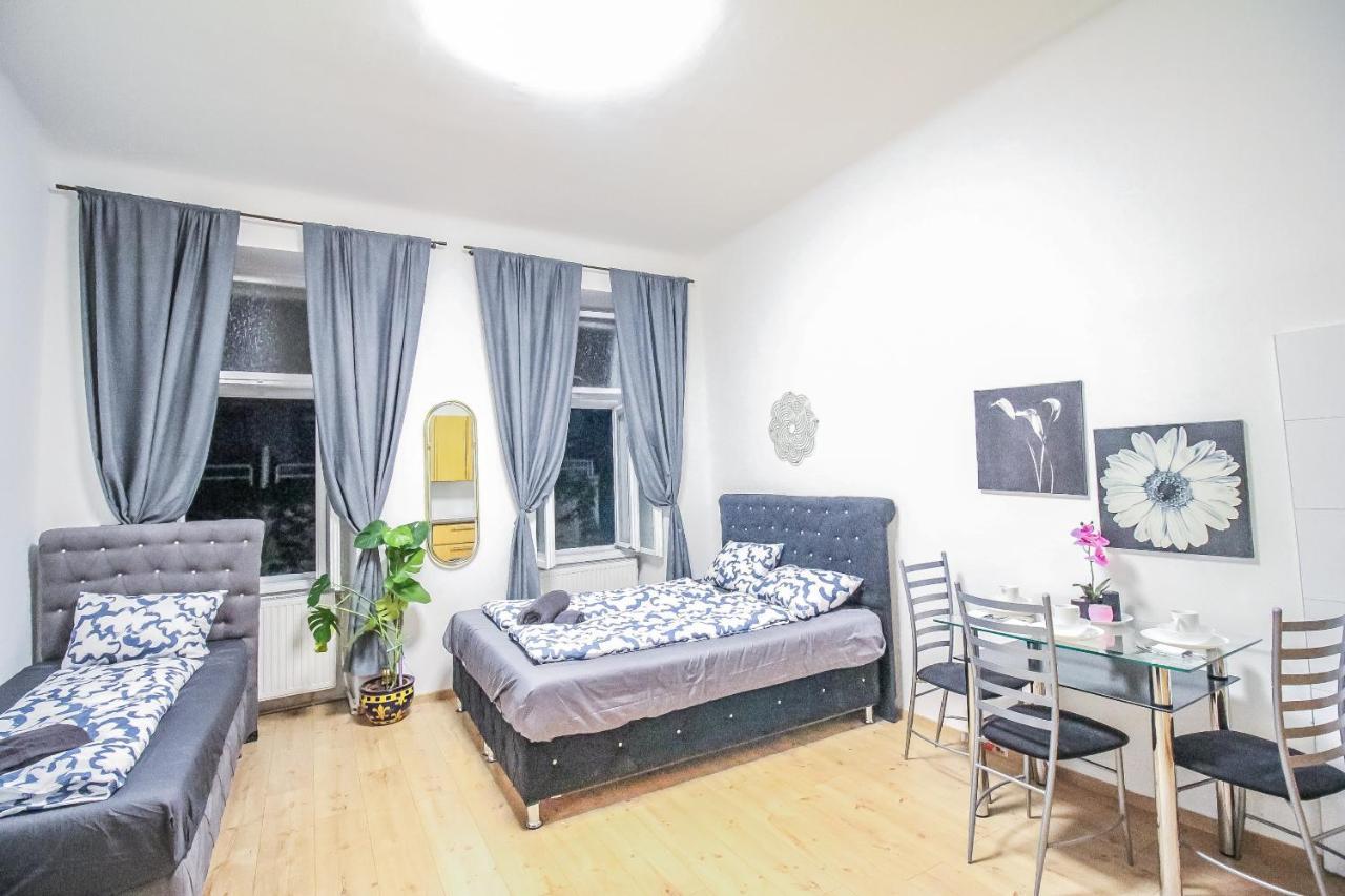 Comfort Quad Room Hn Βιέννη Εξωτερικό φωτογραφία